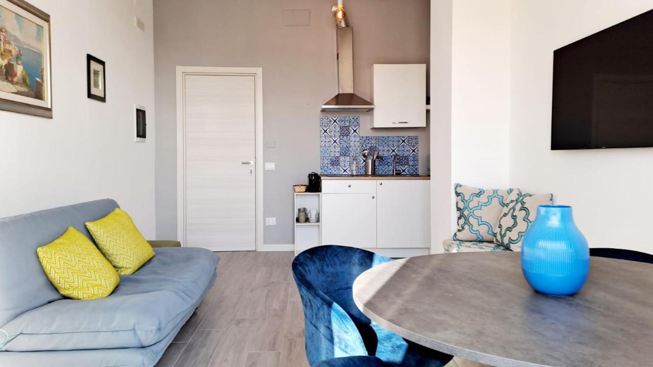 Le Case Di Ale - Holiday Homes Salerno Buitenkant foto